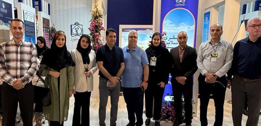 مدیران انجمن در نمایشگاه گردشگری