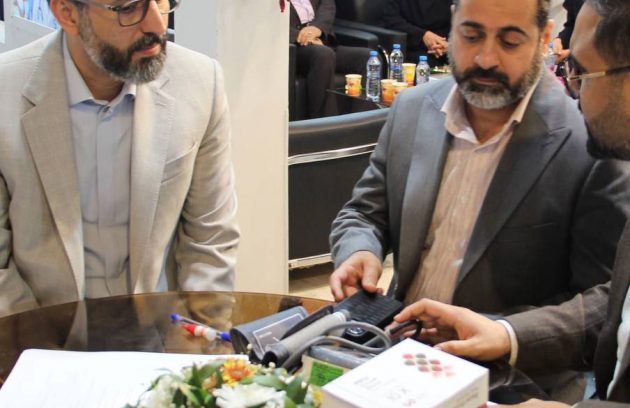 شهردار و اعضا شورای شهر مشهد در غرفه انجمن