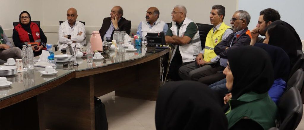 پشتیبانی مرکز رضا (ع) از بیمارستان ناظران در بحران